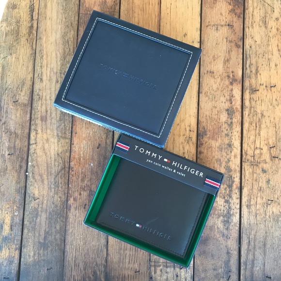 Tommy Hilfiger Other - New Tommy Hilfiger Wallet (Black)